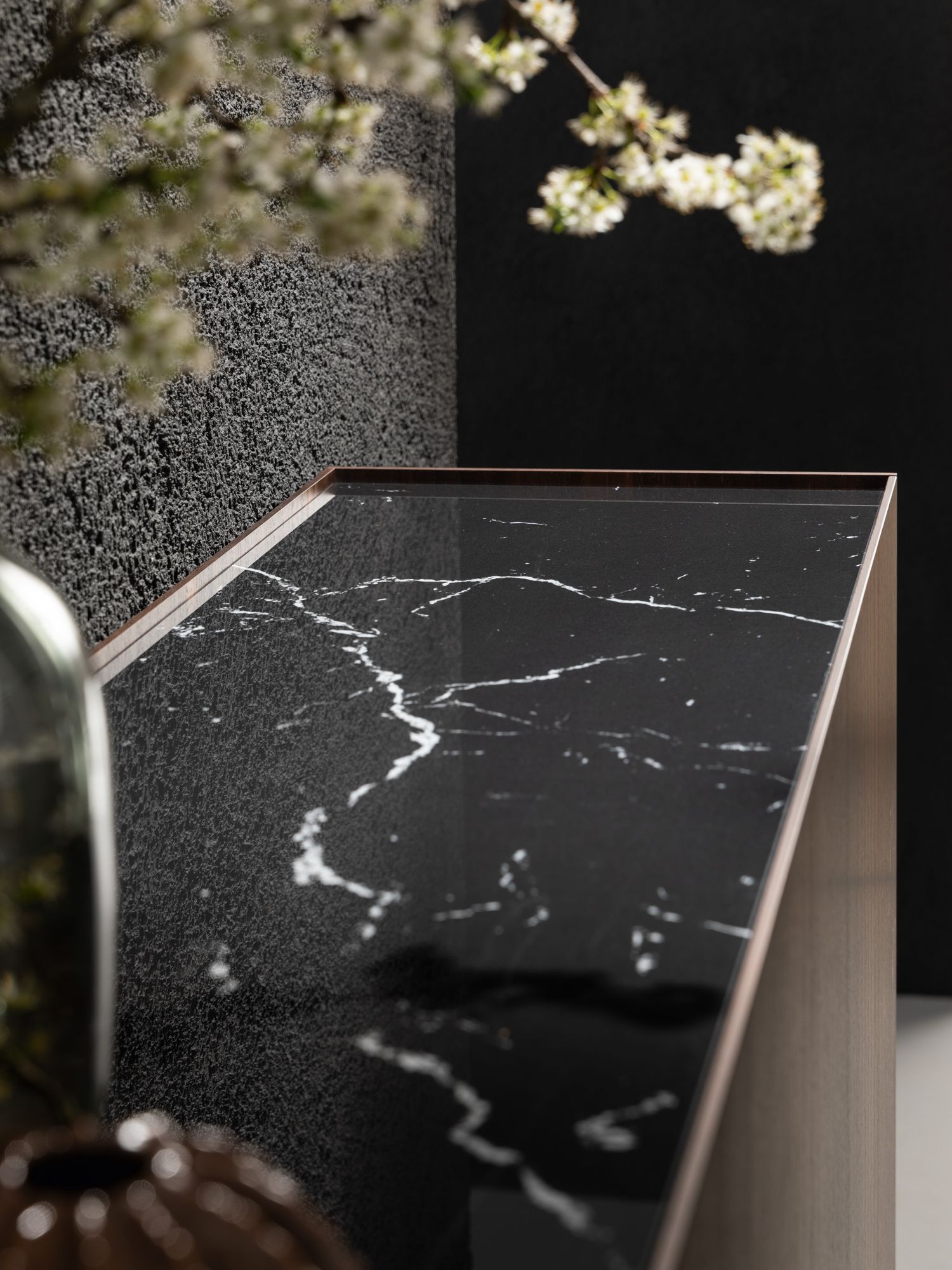 Деревянный сервант с копланарными дверями Capo d’Opera ателье ARCH-00022642 - Вид №4