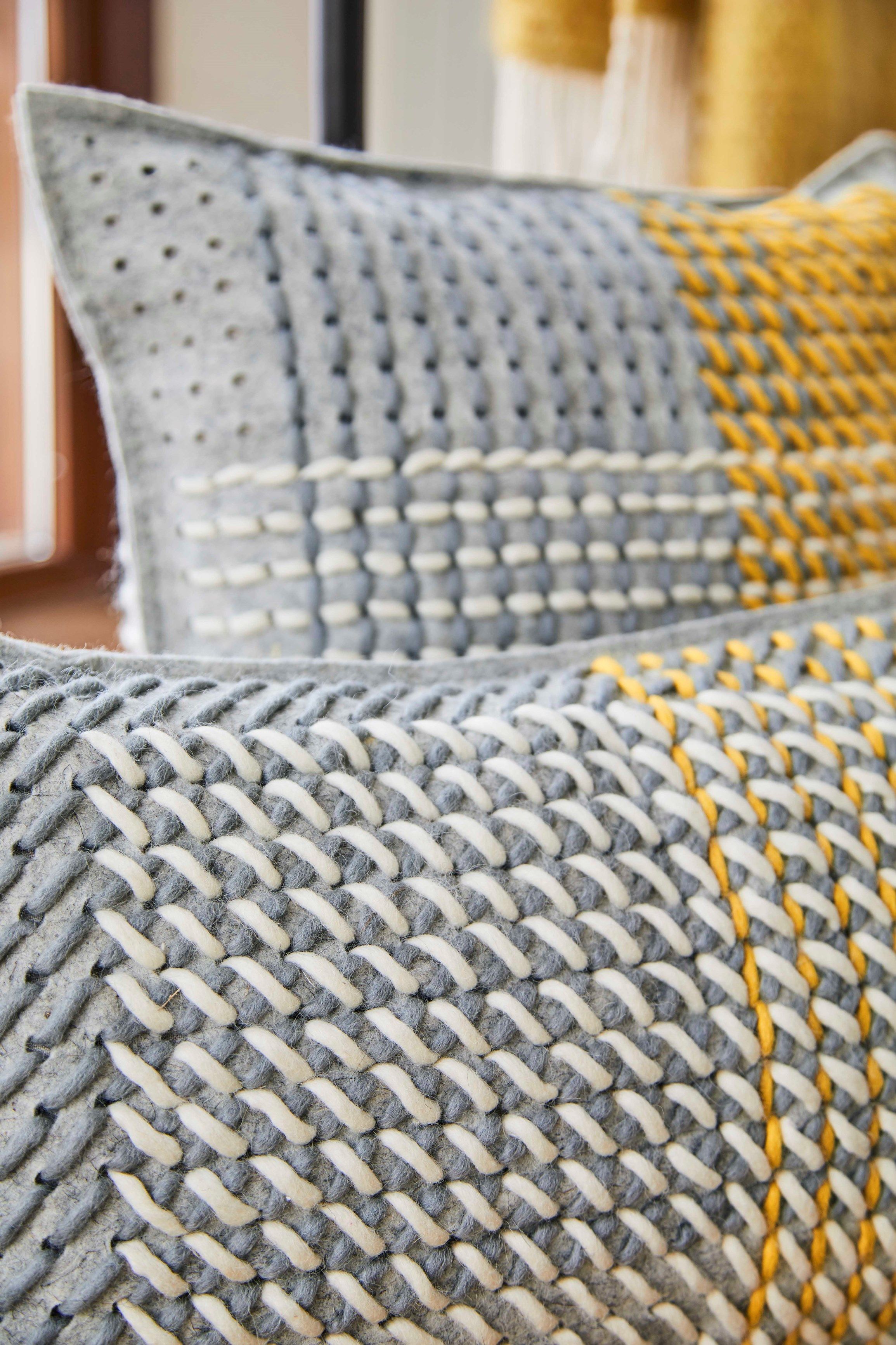 Квадратная подушка из ткани GAN Canevas Geo ARCH-00077341 - Вид №6