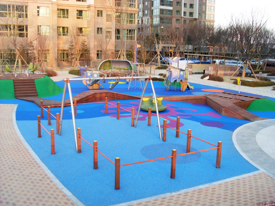 Бесшовное покрытие для детских площадок. Резиновое покрытие ЭКОПРОФИТ 01-258 - Вид №1