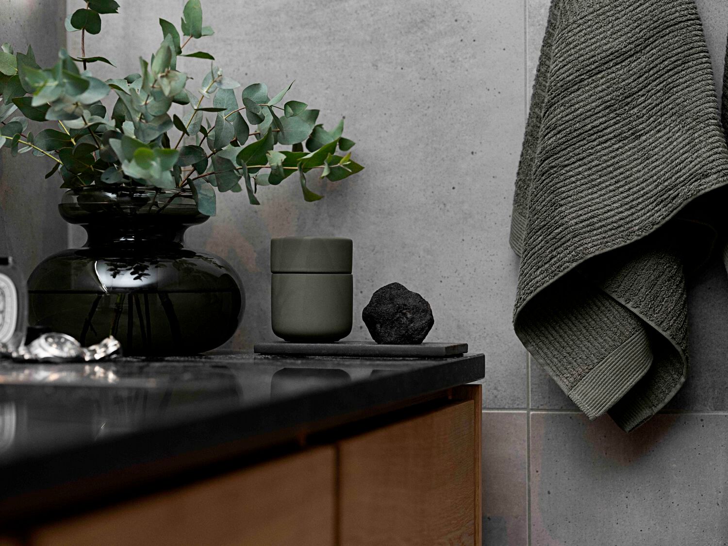 Фарфоровый держатель для макияжа ZONE DENMARK Ume ARCH-00055384 - Вид №1