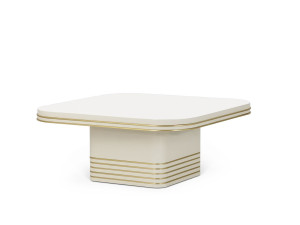 Квадратный журнальный столик