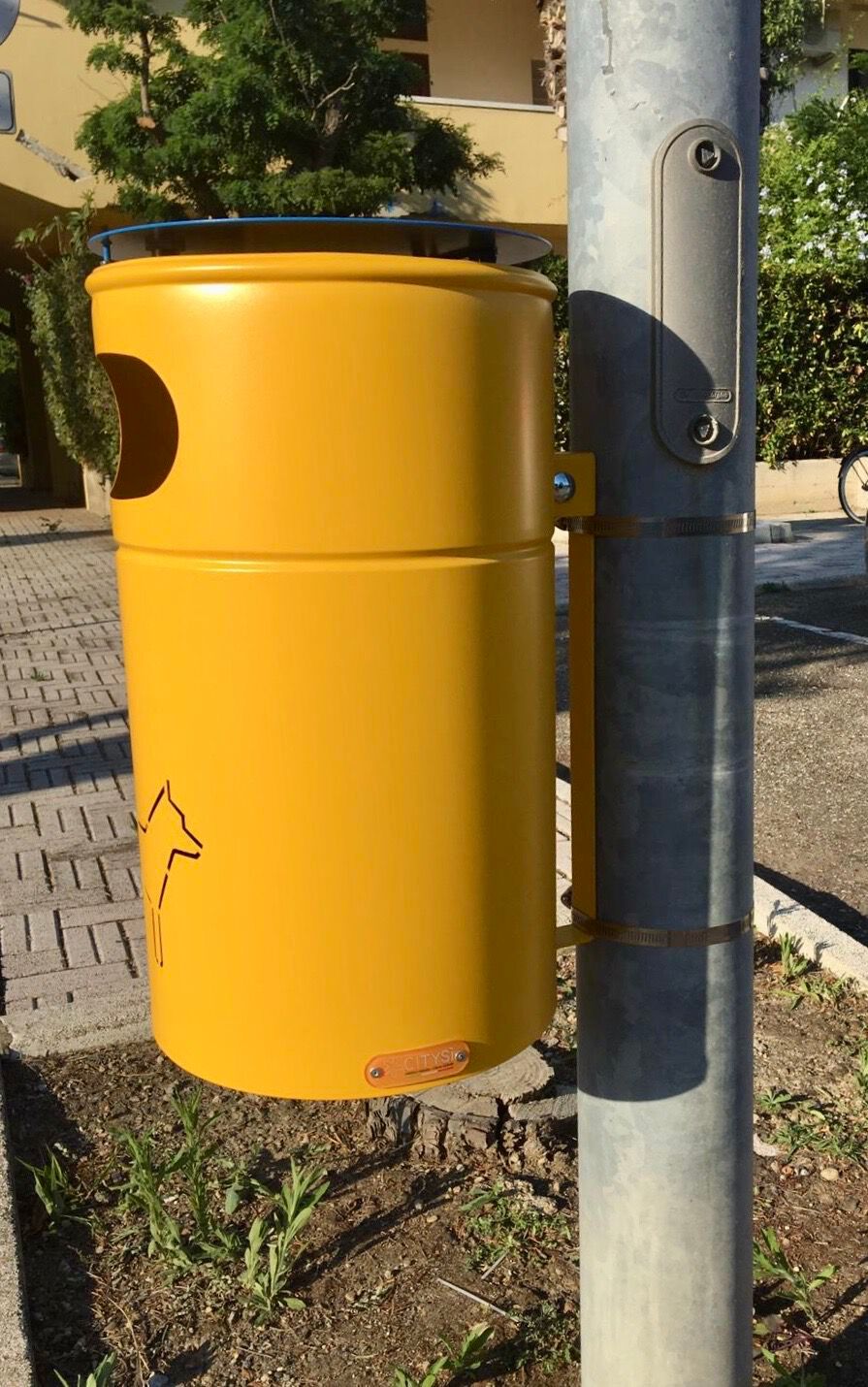 Металлическая стойка для мусора для собак с крышкой для наружного использования CITYSì TIC TAC ARCH-00086513 - Вид №2