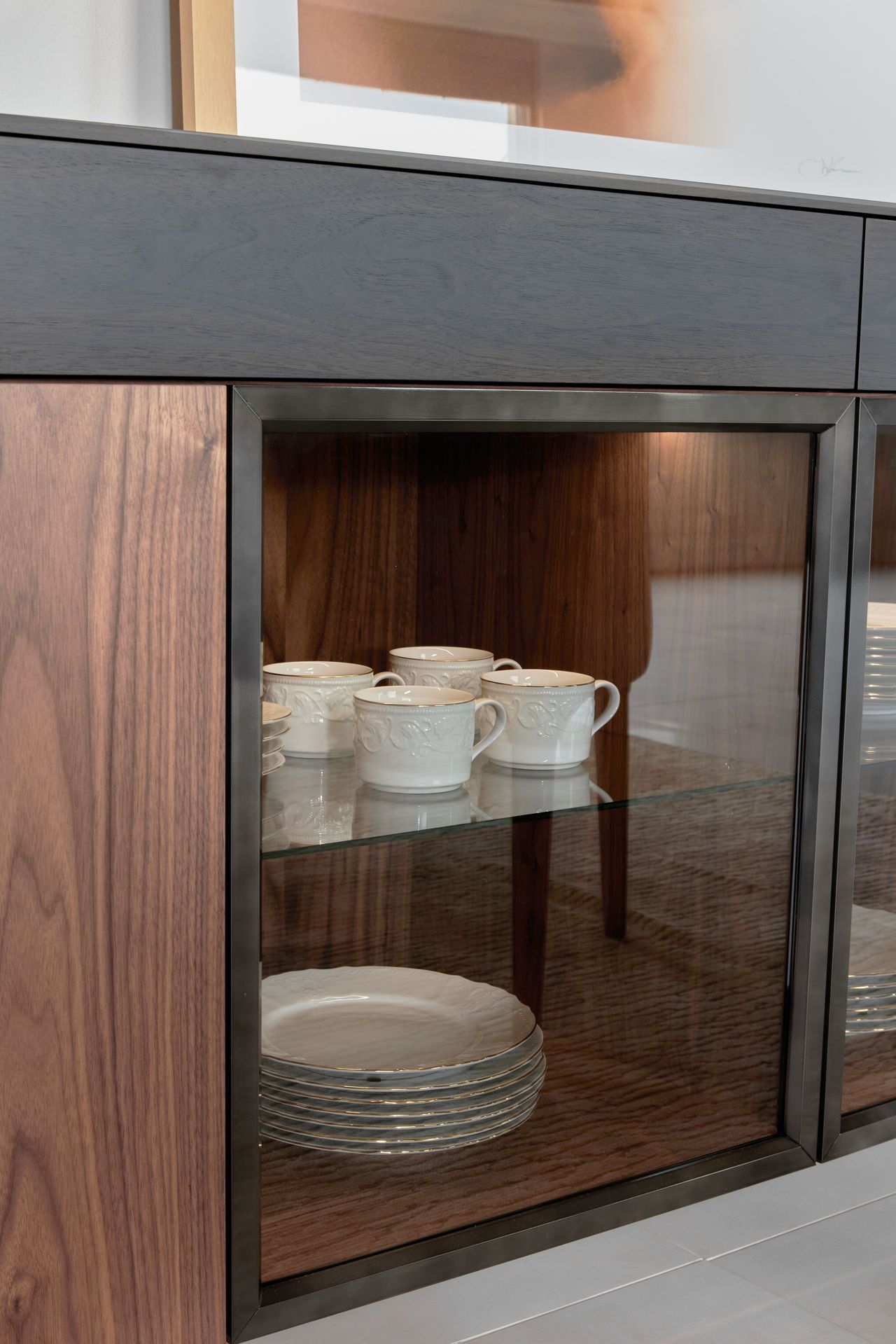 Шкаф из дерева и стекла с распашными дверями и встроенным освещением Hurtado Evolution ARCH-00085888 - Вид №11