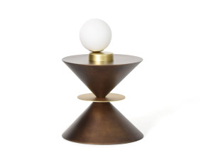 Журнальный столик из смолы