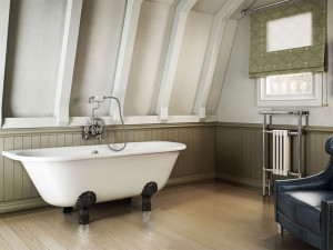 Burlington Традиционная ванна на ножках Avantgarde 1700 с приставной стенкой с ножками Classic в черном цвете L3B T12D