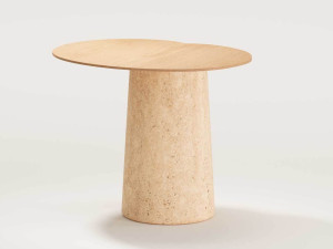 Высокий овальный журнальный столик из дерева и травертина