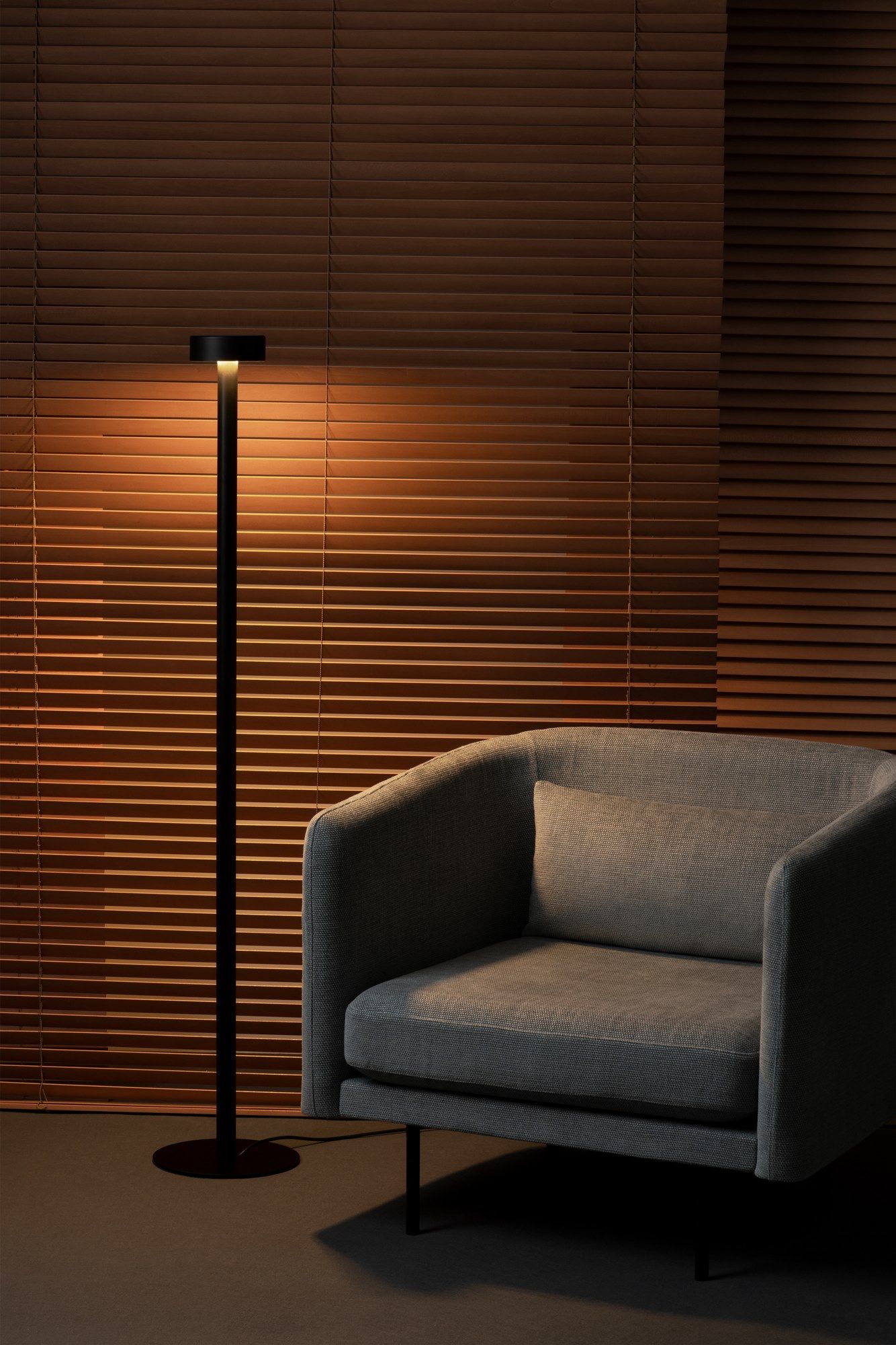 Стальная светодиодная напольная лампа Milan Iluminacion Peak Lane ARCH-00101077 - Вид №3