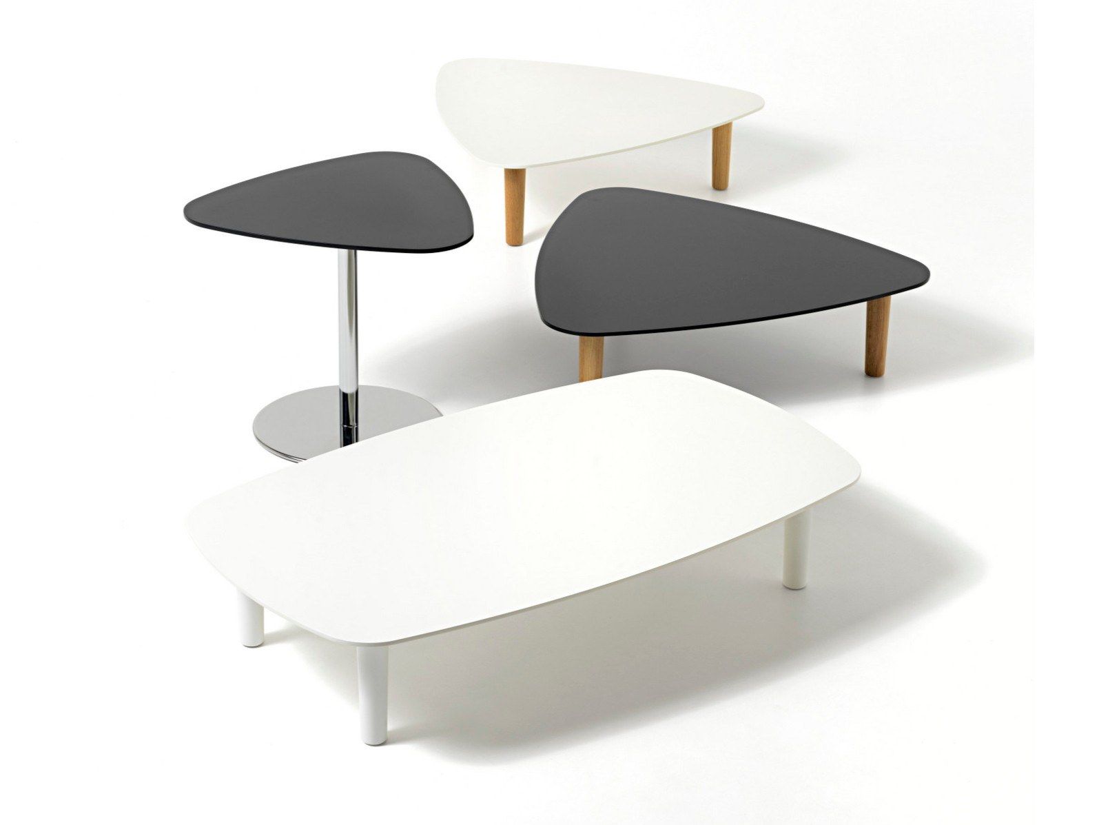 Треугольный журнальный столик с верхом из МДФ и металлическим основанием Diemme хлеб ARCH-00136864 - Вид №1