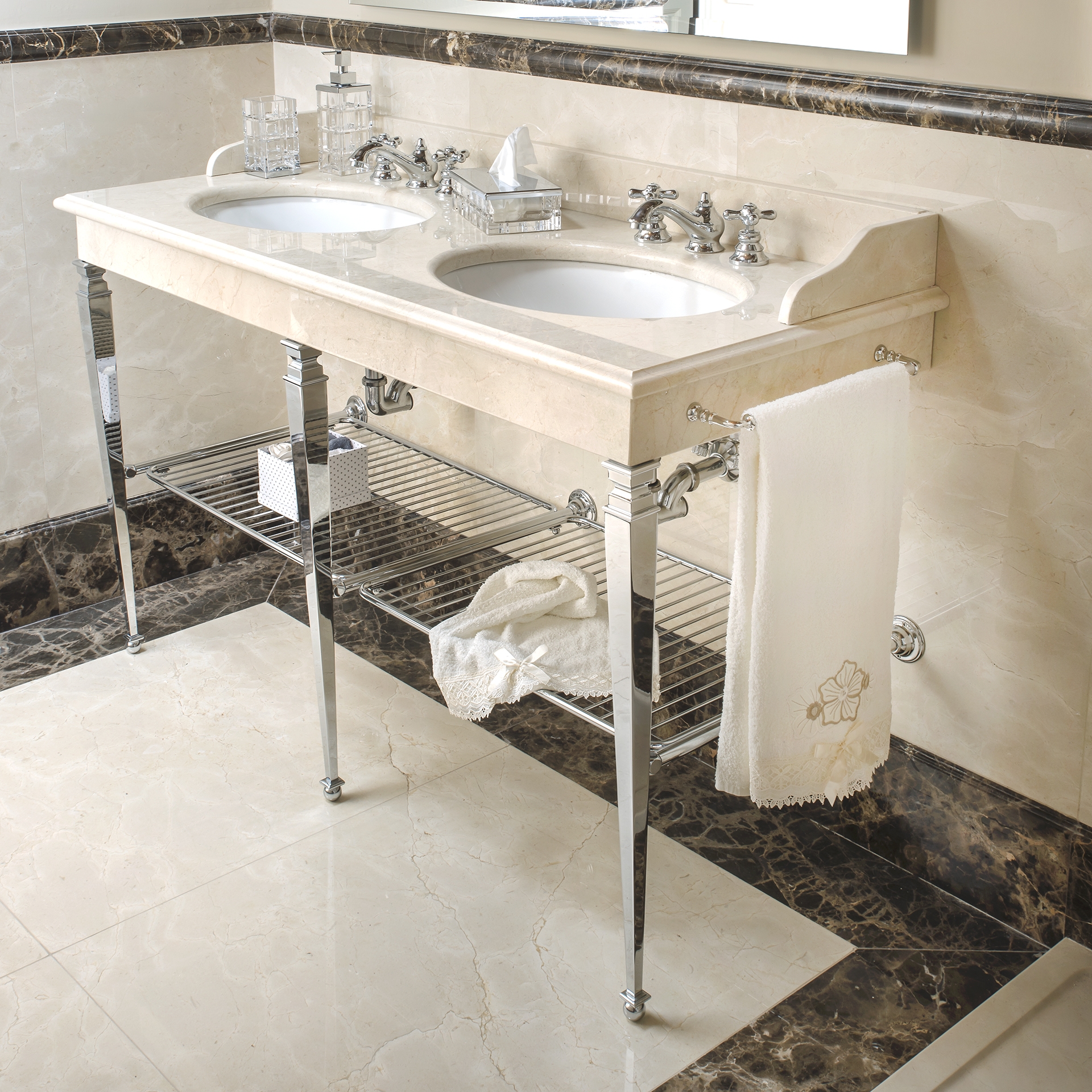 RE30150-2 3SC Консоль для двойной раковины Regale с сифоном и полотенцами Classico Treesseci 3SC