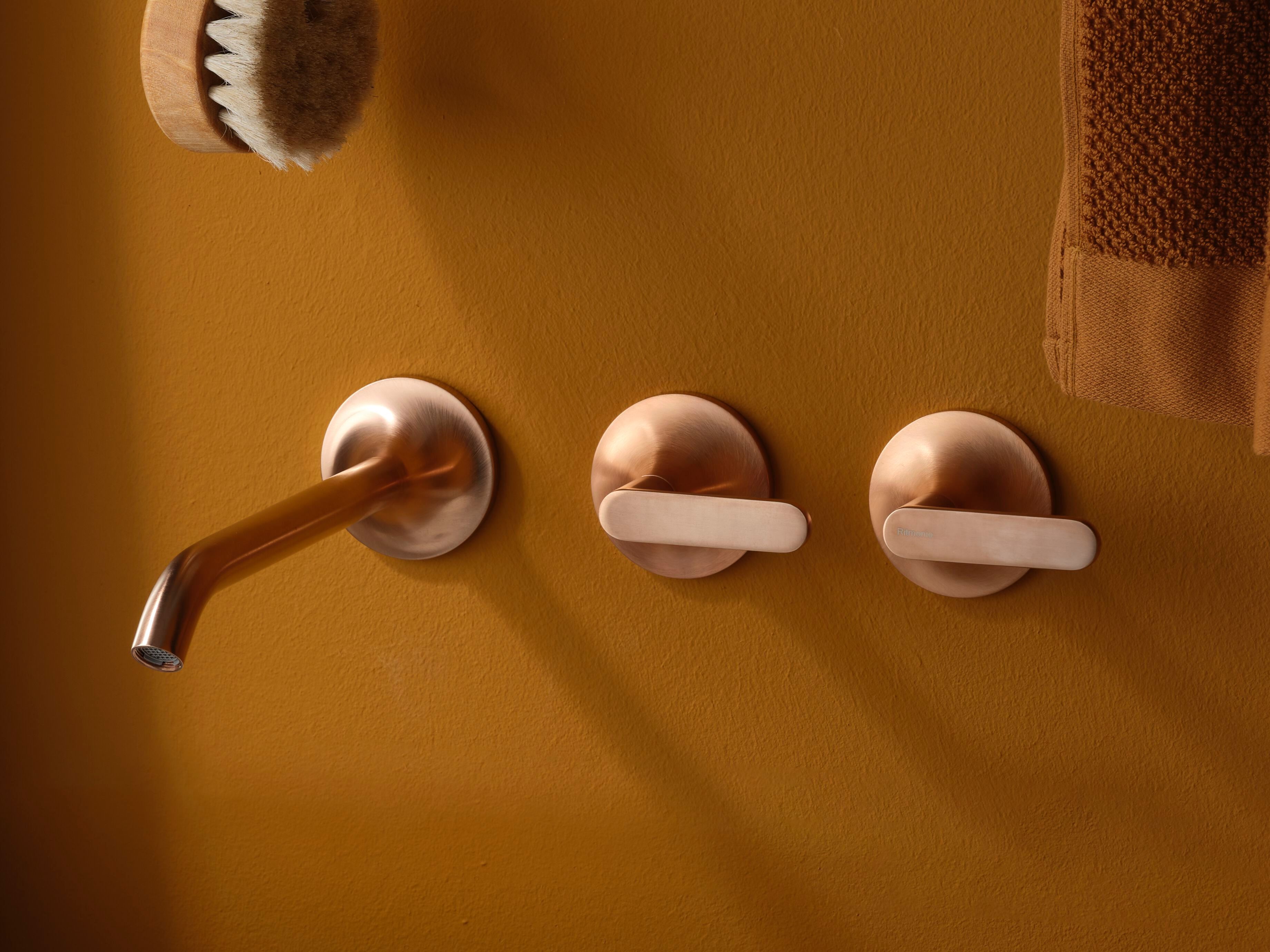 Настенный смеситель для раковины с 3 отверстиями Ritmonio Diametro35 Elegance ARCH-00036879