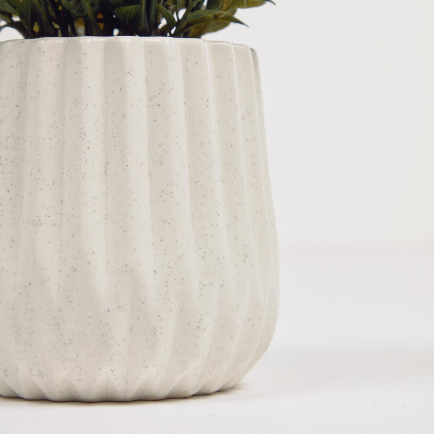 109410 Milan Leaves artificial plant with white ceramic planter, 23.5 cm La Forma 