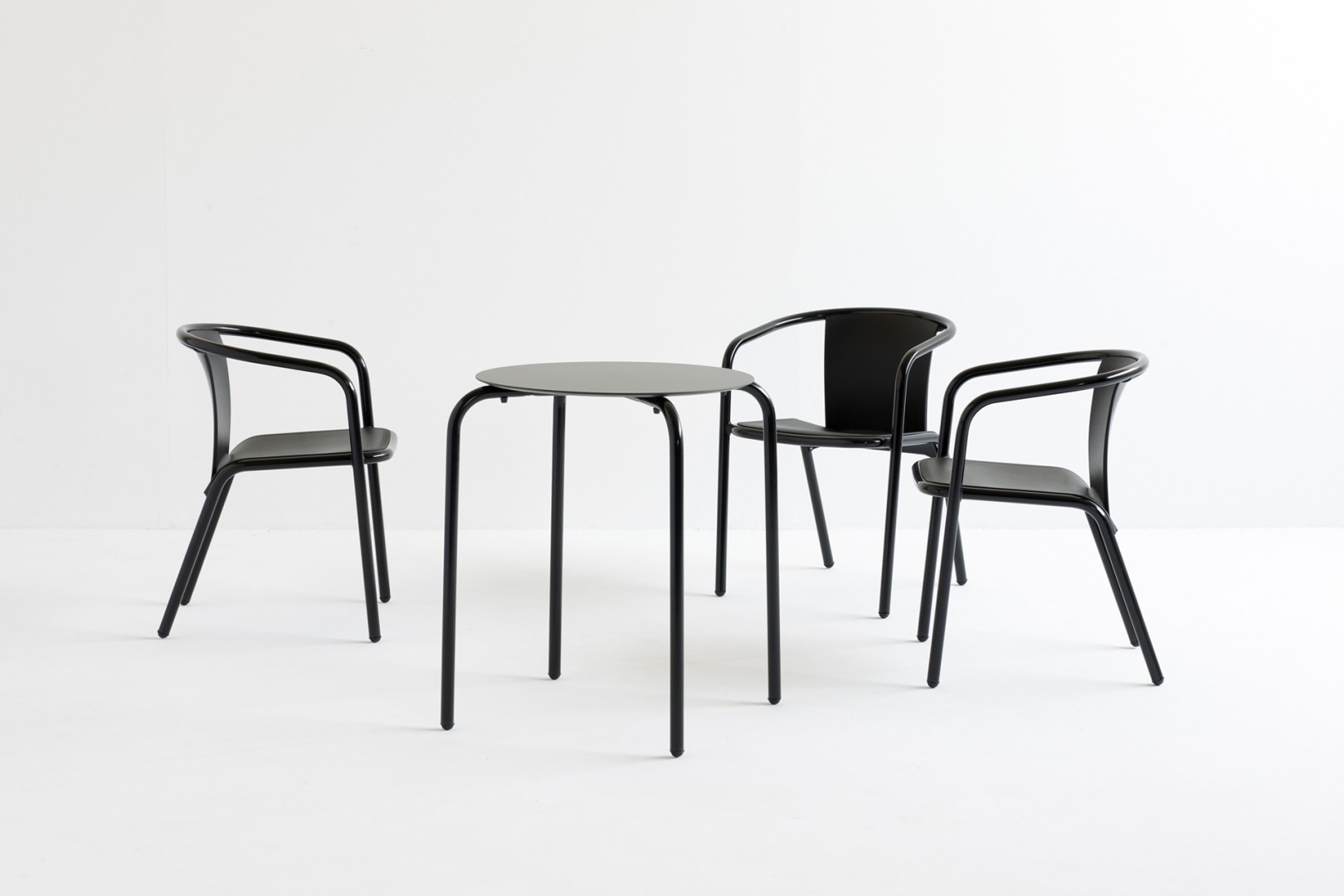 MX 518 Стол с рамой из анодированного алюминия с глянцевым или порошковым покрытием, штабелируемый. Et al. MX - Вид №2