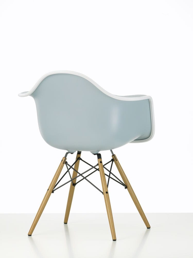 Мягкий тканевый стул с подлокотниками VITRA Eames Plastic Chair ARCH-00061576 - Вид №24
